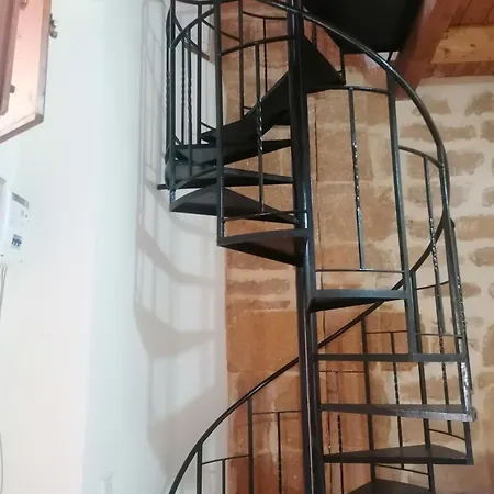La Casetta Di Via Garibaldi * أغريجنتو